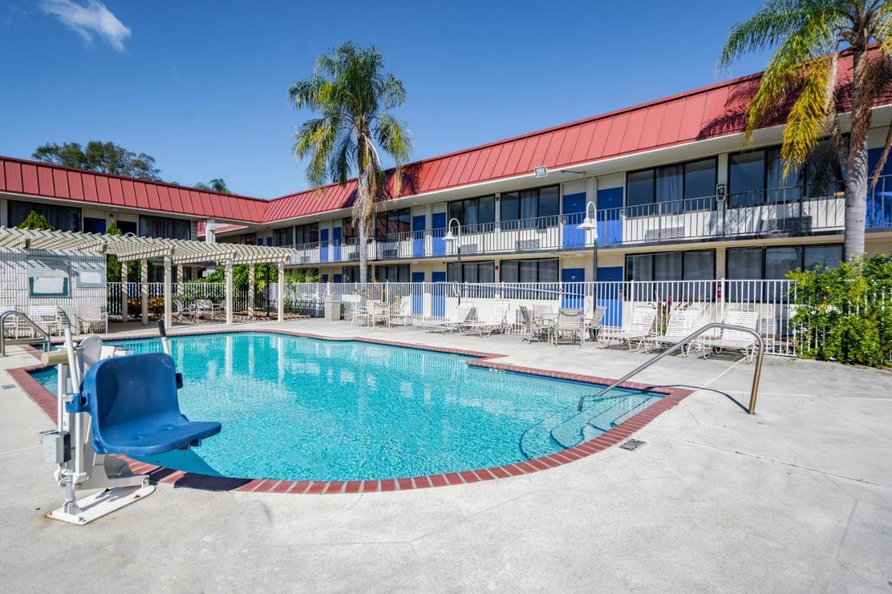 Econo Lodge Palm Harbor - Clearwater Exteriör bild
