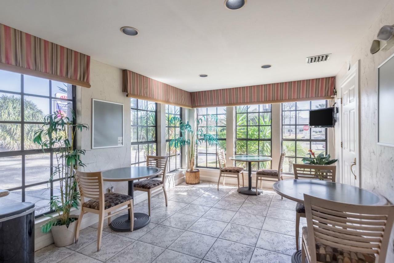 Econo Lodge Palm Harbor - Clearwater Exteriör bild